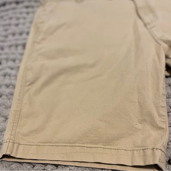 Daniel Hechter Men's Beige Shorts Size 46 - Picture 4 of 7